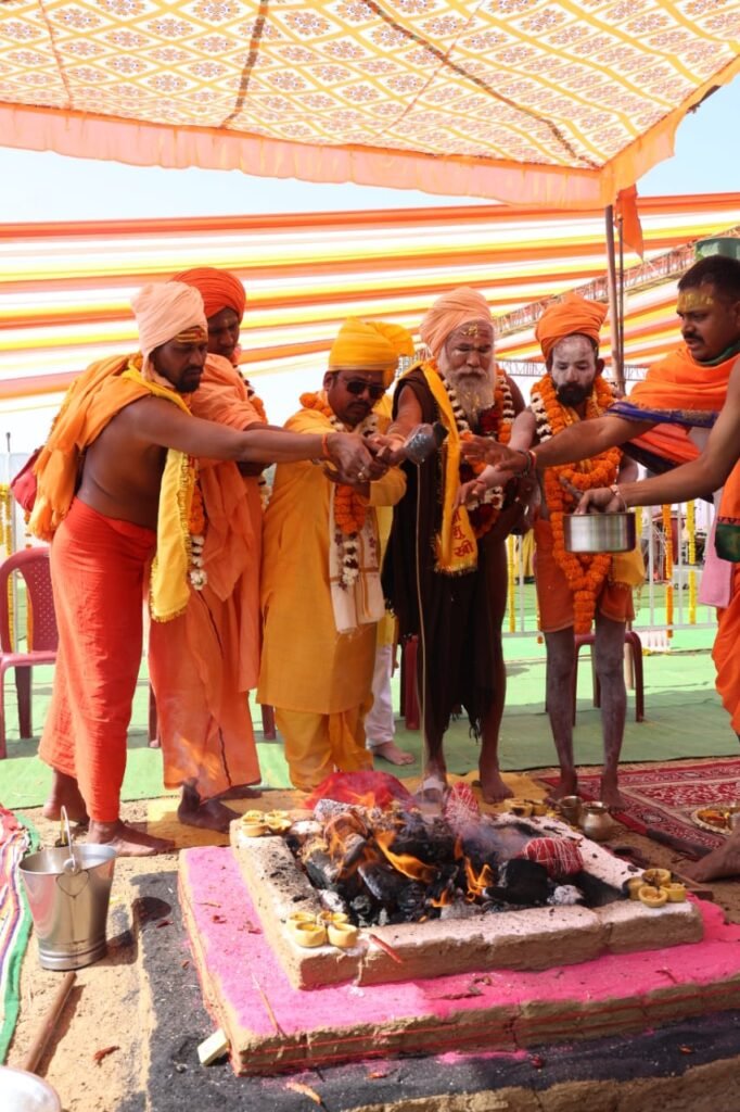 मां मातंगी धाम की महिमा अपार, बगलामुखी महायज्ञ रचा इतिहास….नागा साधुओं का अनुष्ठान में जमावड़ा…